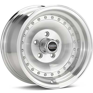 Illustration for article titled Wheel fitting.